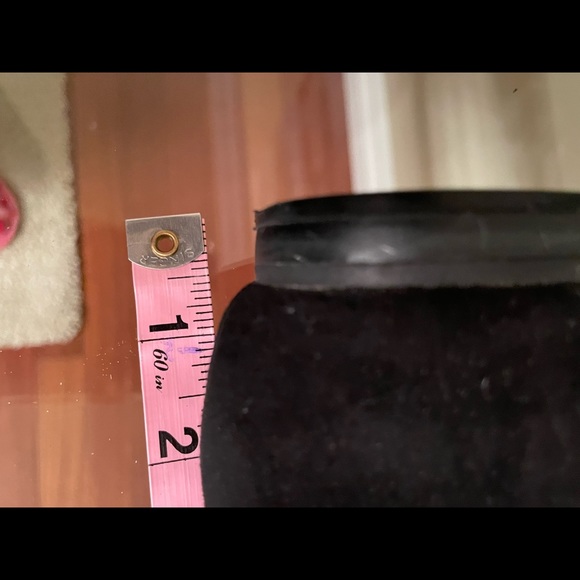 Guess size 7.5 faux suede beaded flats - Picture 7 of 9